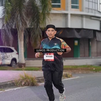 Runner Photo 7991733