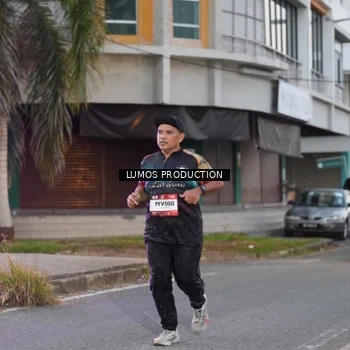 Runner Photo 7991736