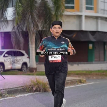 Runner Photo 7991741