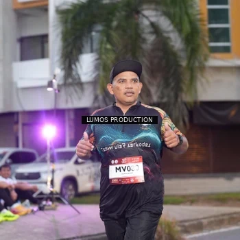 Runner Photo 7991753