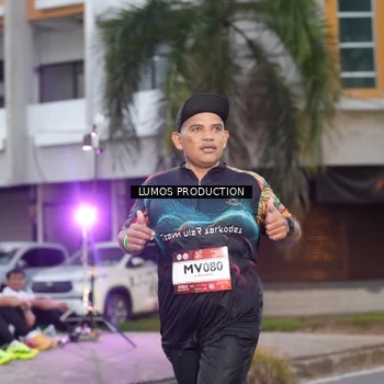 Runner Photo 7991756