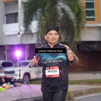 Runner Photo 7991757