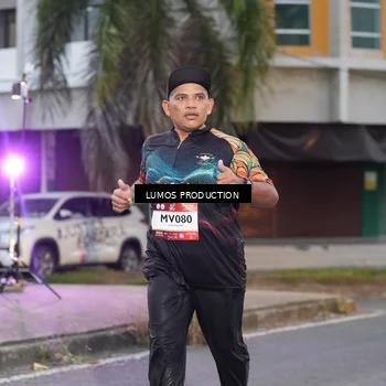 Runner Photo 7991759