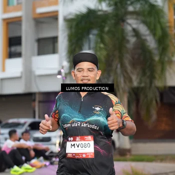 Runner Photo 7991763