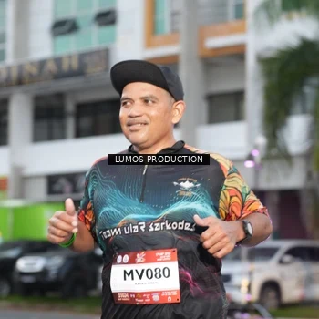 Runner Photo 7991776