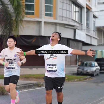 Runner Photo 7991789