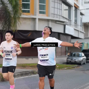 Runner Photo 7991791