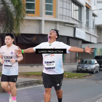 Runner Photo 7991796