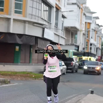 Runner Photo 7991812