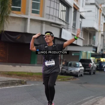 Runner Photo 7991885