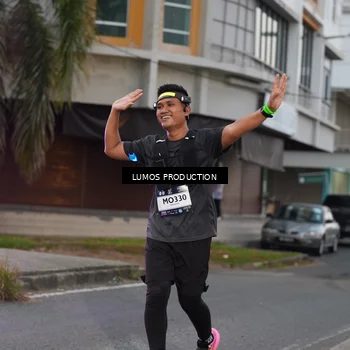 Runner Photo 7991902
