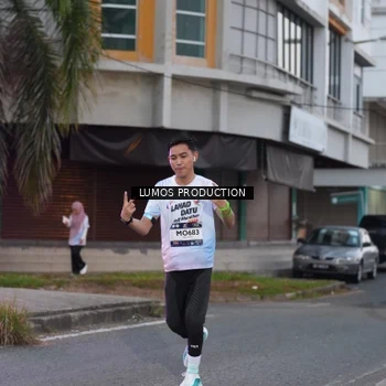 Runner Photo 7991926
