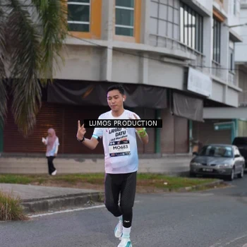 Runner Photo 7991933
