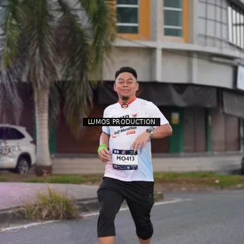 Runner Photo 7992028