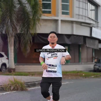 Runner Photo 7992032