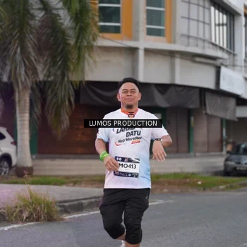 Runner Photo 7992033