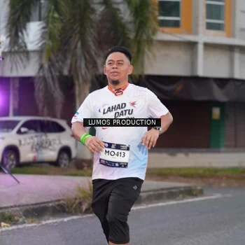 Runner Photo 7992037