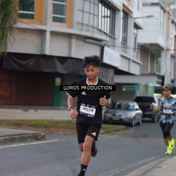 Runner Photo 7992038