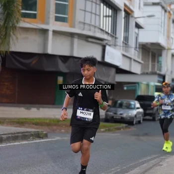 Runner Photo 7992041