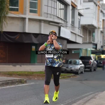 Runner Photo 7992052