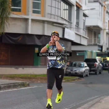 Runner Photo 7992053