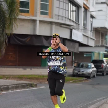 Runner Photo 7992055