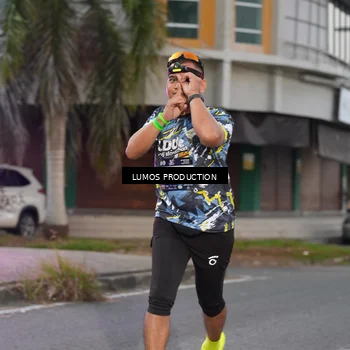 Runner Photo 7992074