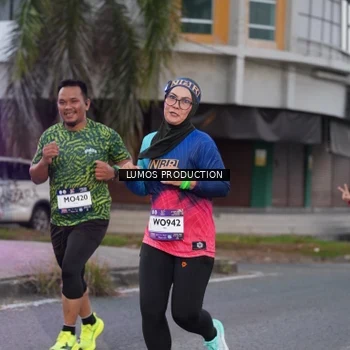 Runner Photo 7992083