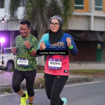 Runner Photo 7992091