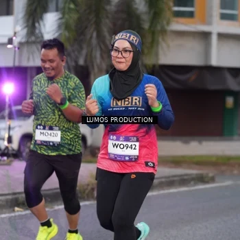 Runner Photo 7992095