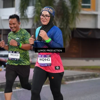 Runner Photo 7992098
