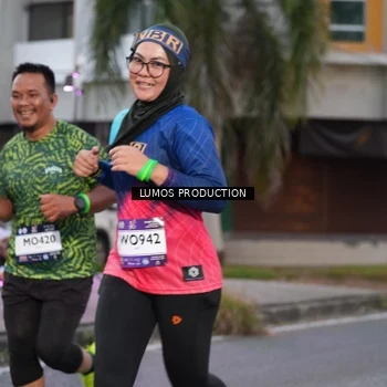 Runner Photo 7992099