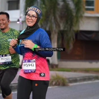 Runner Photo 7992101