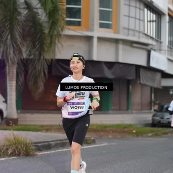 Runner Photo 7992104