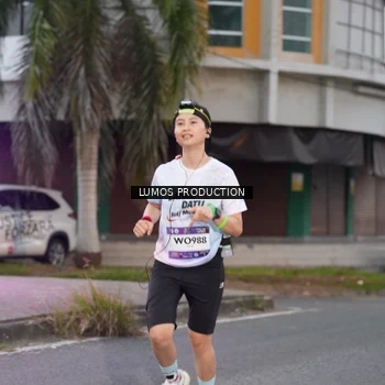 Runner Photo 7992107
