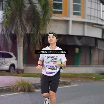 Runner Photo 7992112