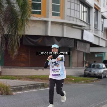 Runner Photo 7992127