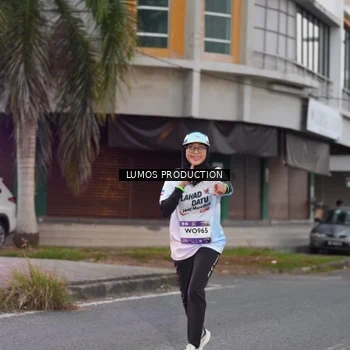 Runner Photo 7992133