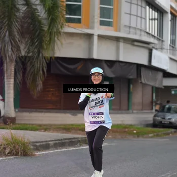 Runner Photo 7992136