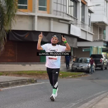 Runner Photo 7992180
