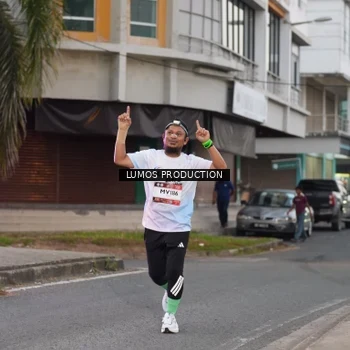 Runner Photo 7992185