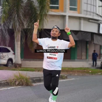 Runner Photo 7992192