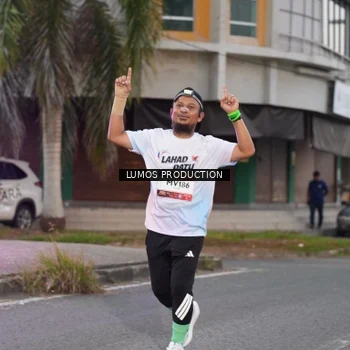 Runner Photo 7992197