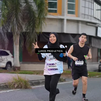 Runner Photo 7992215