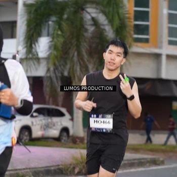 Runner Photo 7992235