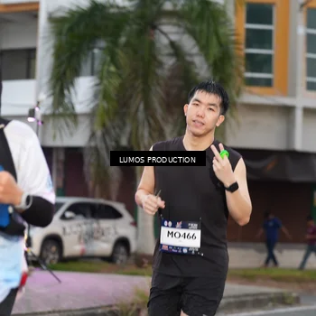 Runner Photo 7992239