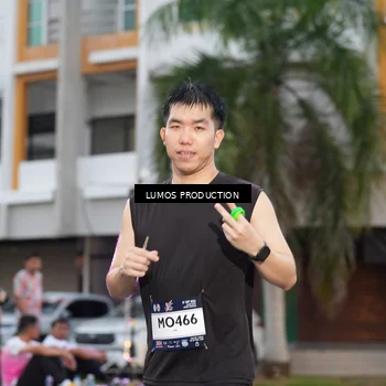 Runner Photo 7992250