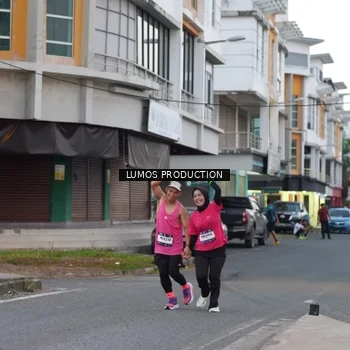 Runner Photo 7992259