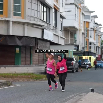 Runner Photo 7992267