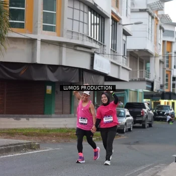Runner Photo 7992268